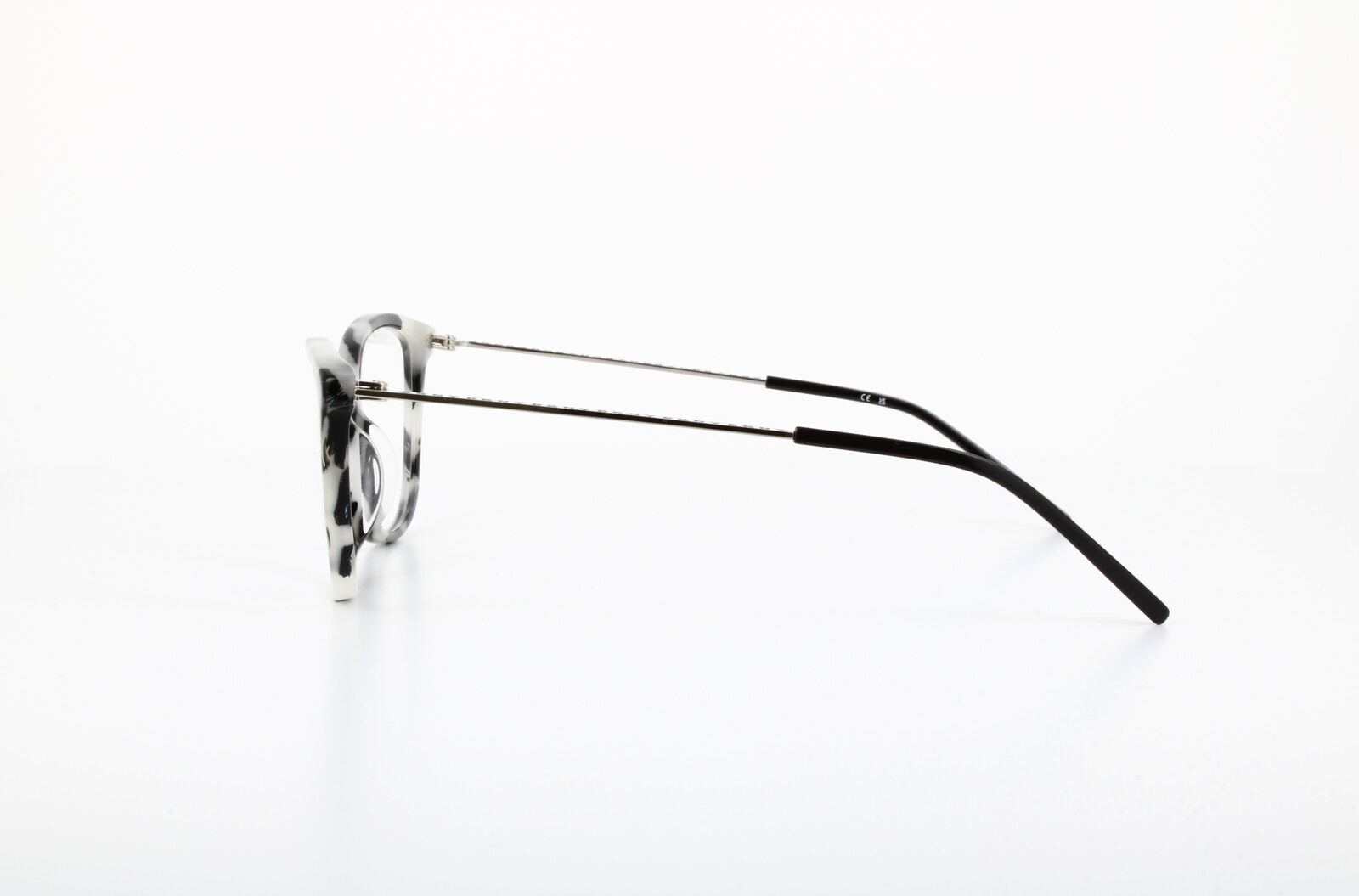 DKNY 7009 015