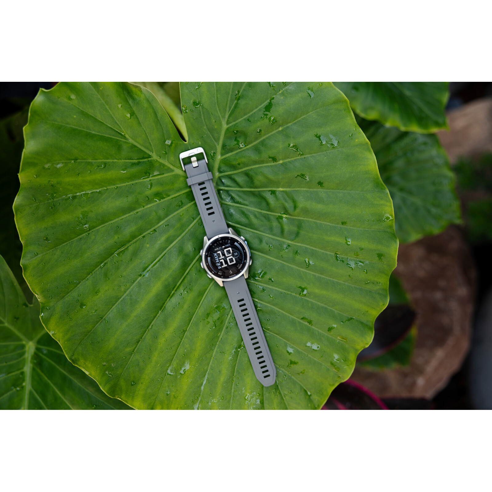 Garmin Fenix 9 43mm Kieselgrau/Titan