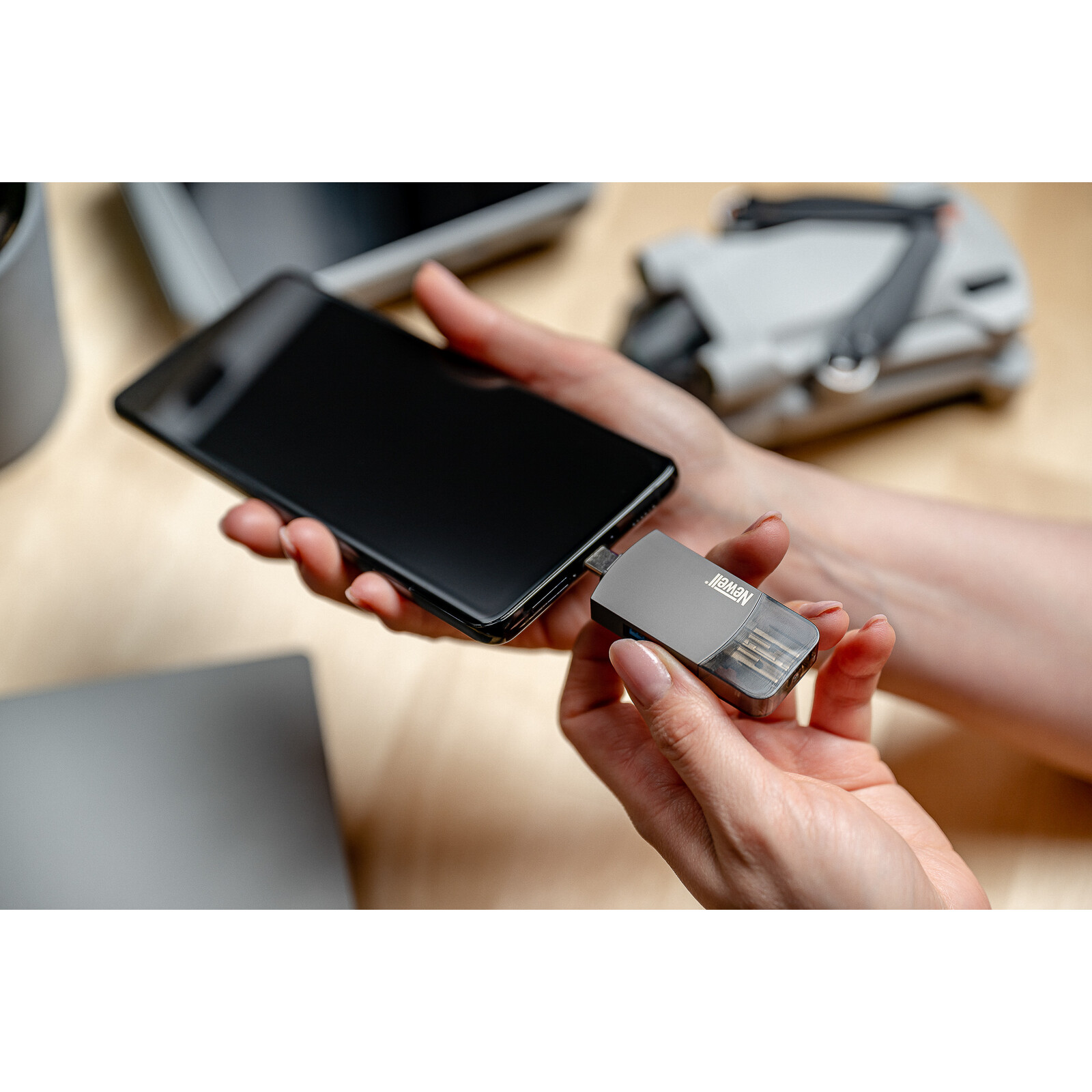 Newell Hub 3in1 OTG Kartenlesegerät