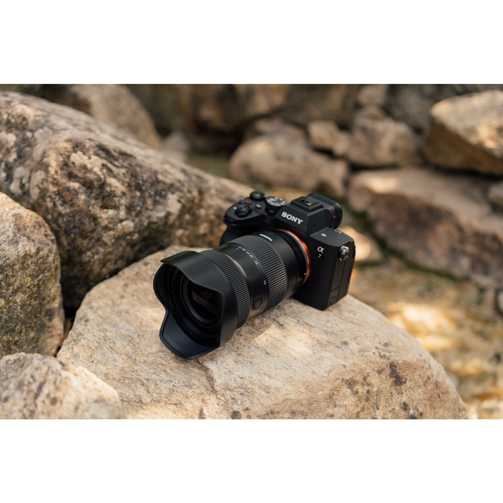 Tamron 17-50mm F/4 Di III VXD