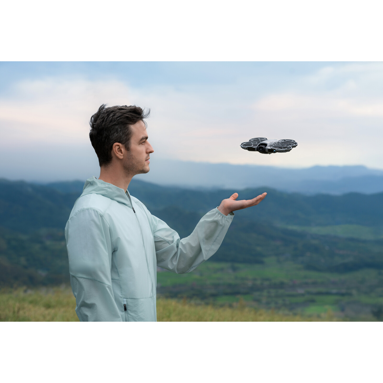 
DJI Neo 2 Fly More Combo