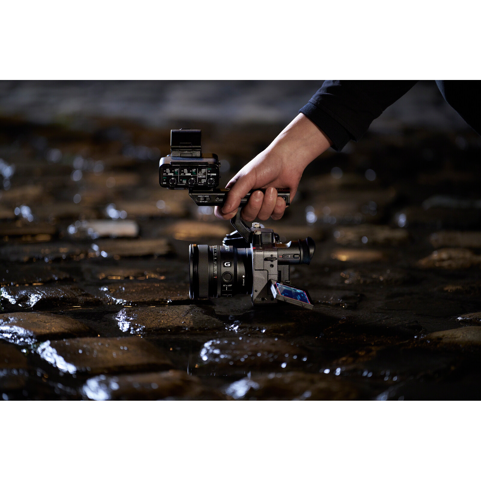 Sony FX 2 Cinema Line ink. XLR Handle