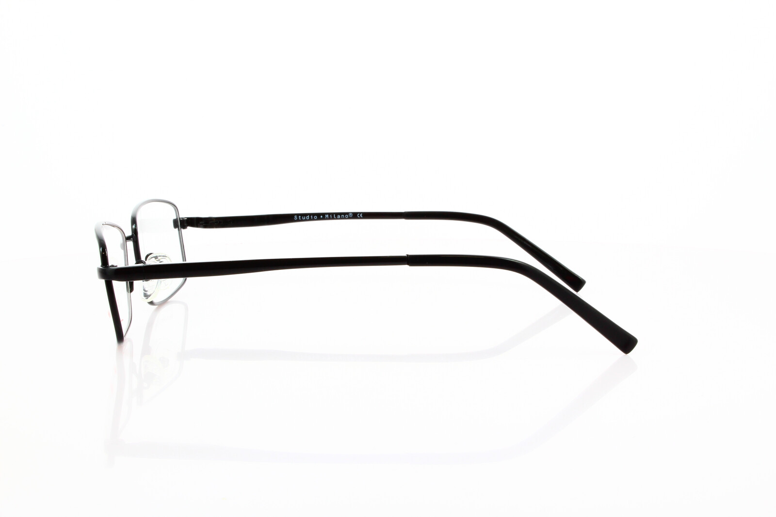 S-M011 Black