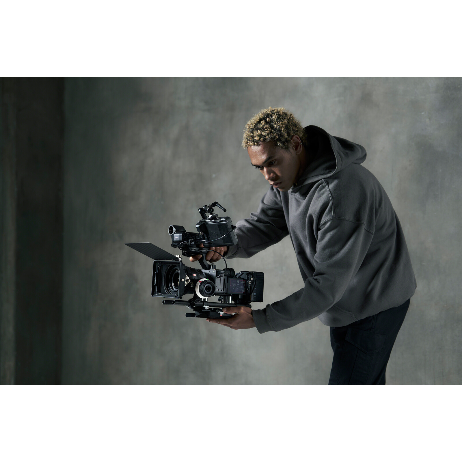 Sony FX 2 Cinema Line ink. XLR Handle