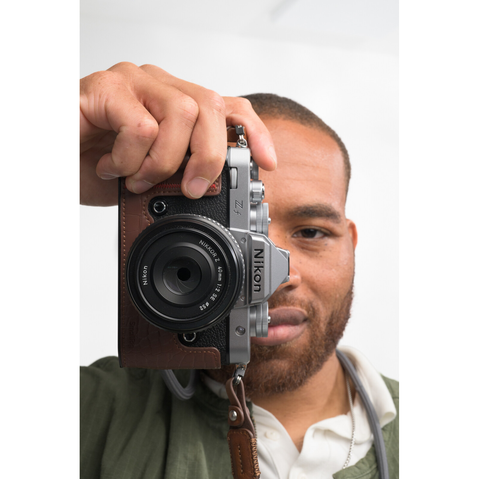 Nikon Z f Geh&auml;use silber + promo Case