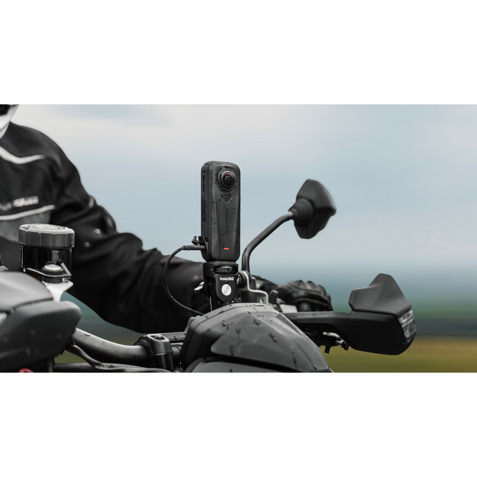 Insta360 X4 Air Standard Bundle