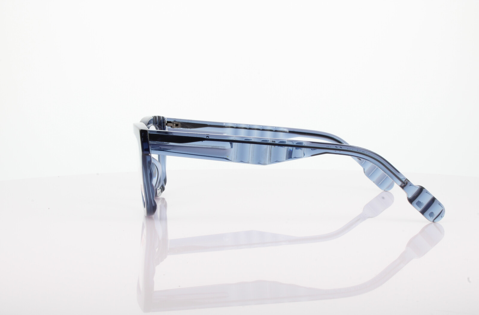 Kartell KL 027 V03