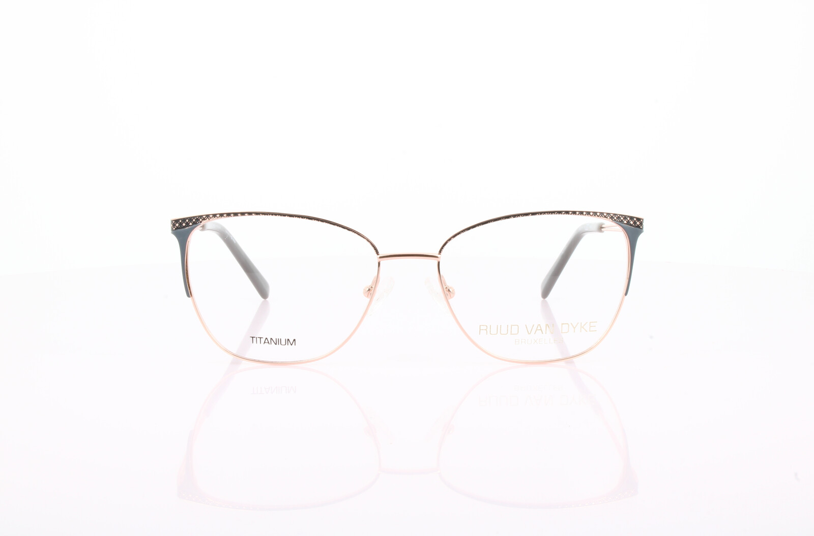 Ruud van Dyke RVD 1432T-4H