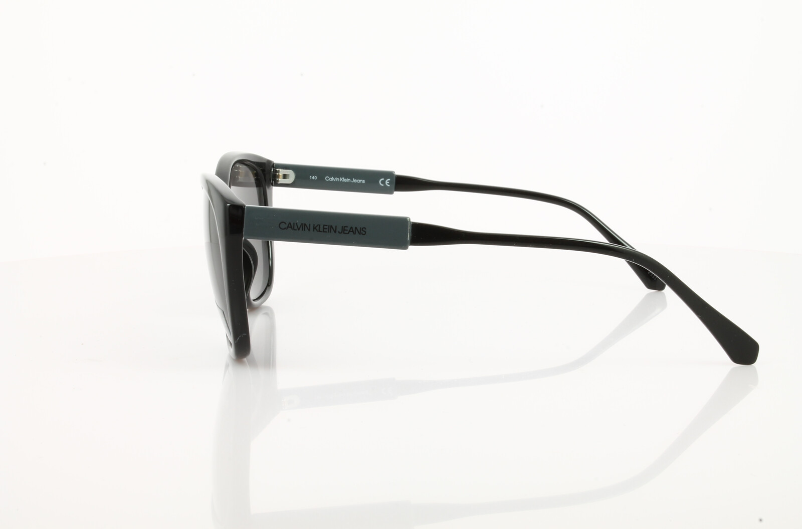 Calvin Klein CKJ 20500SH 001