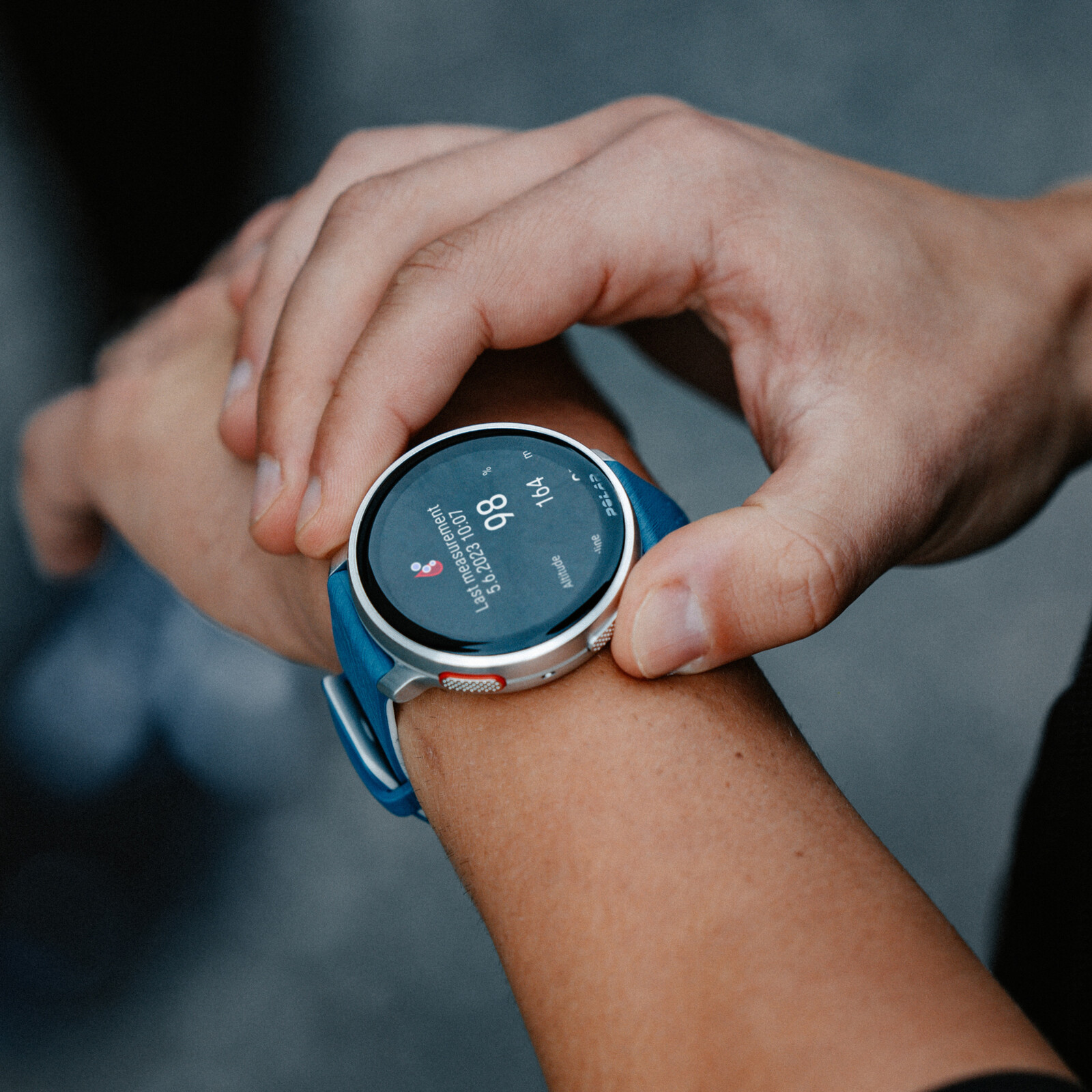 Polar Vantage V3 silver/blue S-L