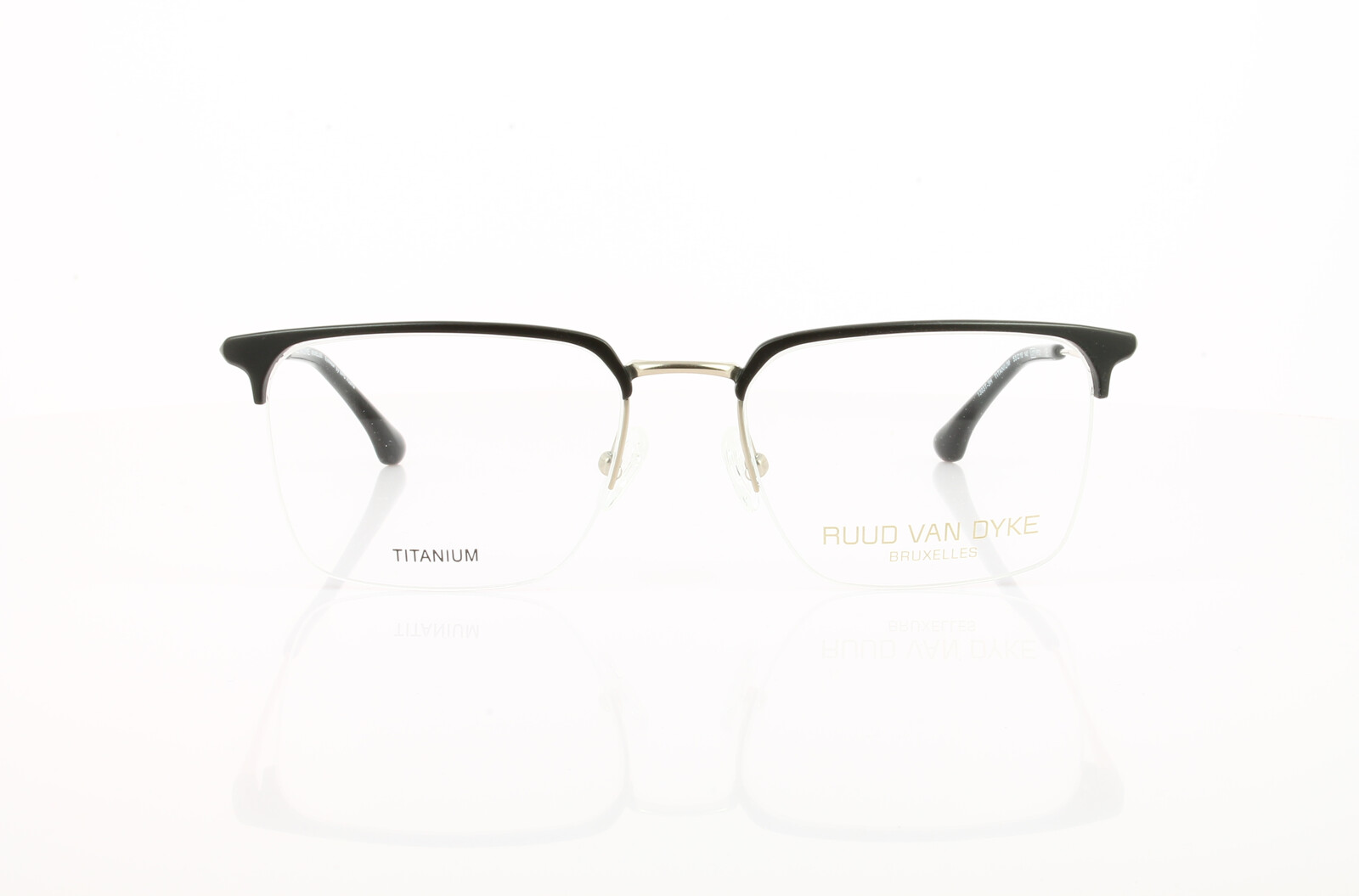 Ruud van Dyke 1303T-3H