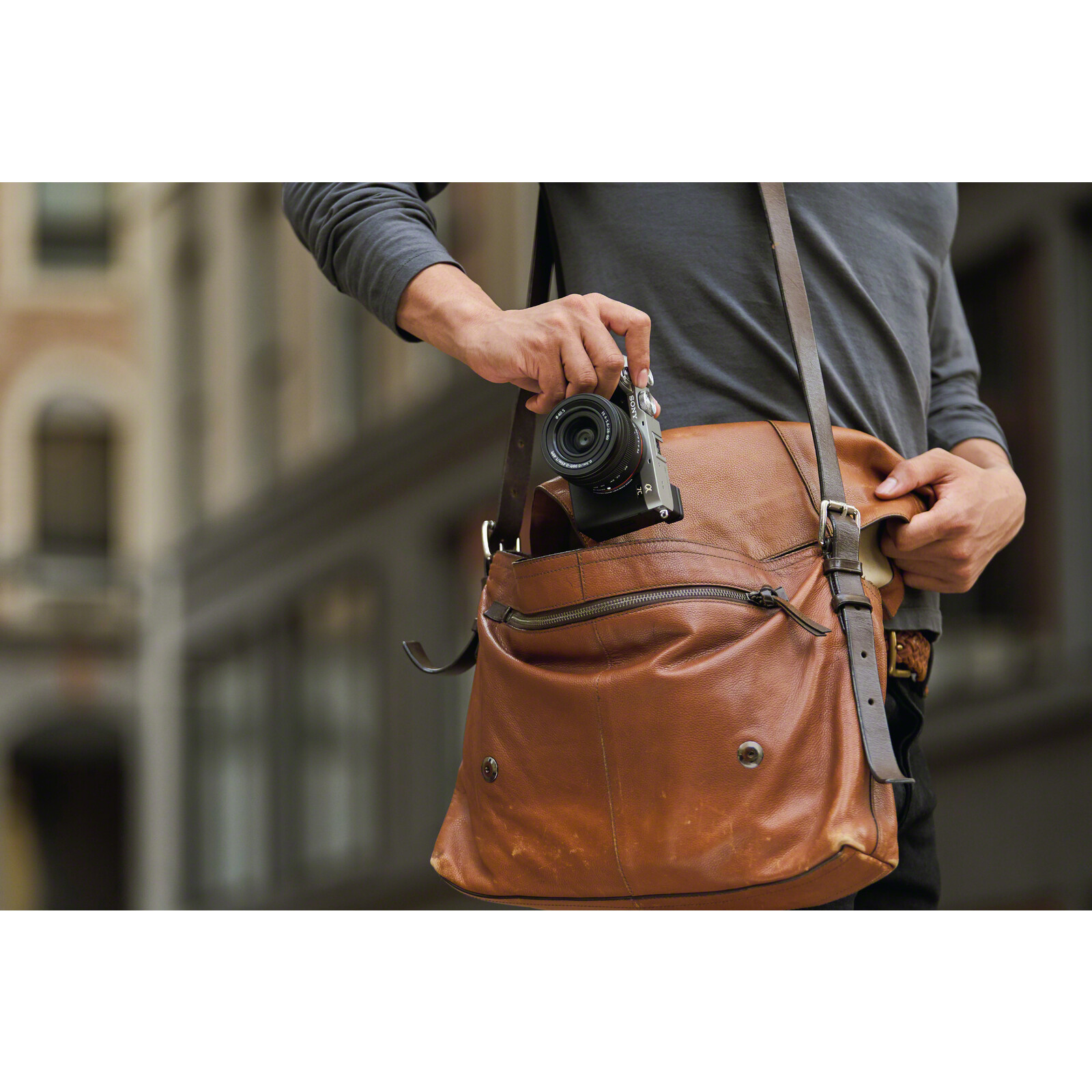 Sony ALPHA 7C + FE 28-60/4-5,6 schwarz