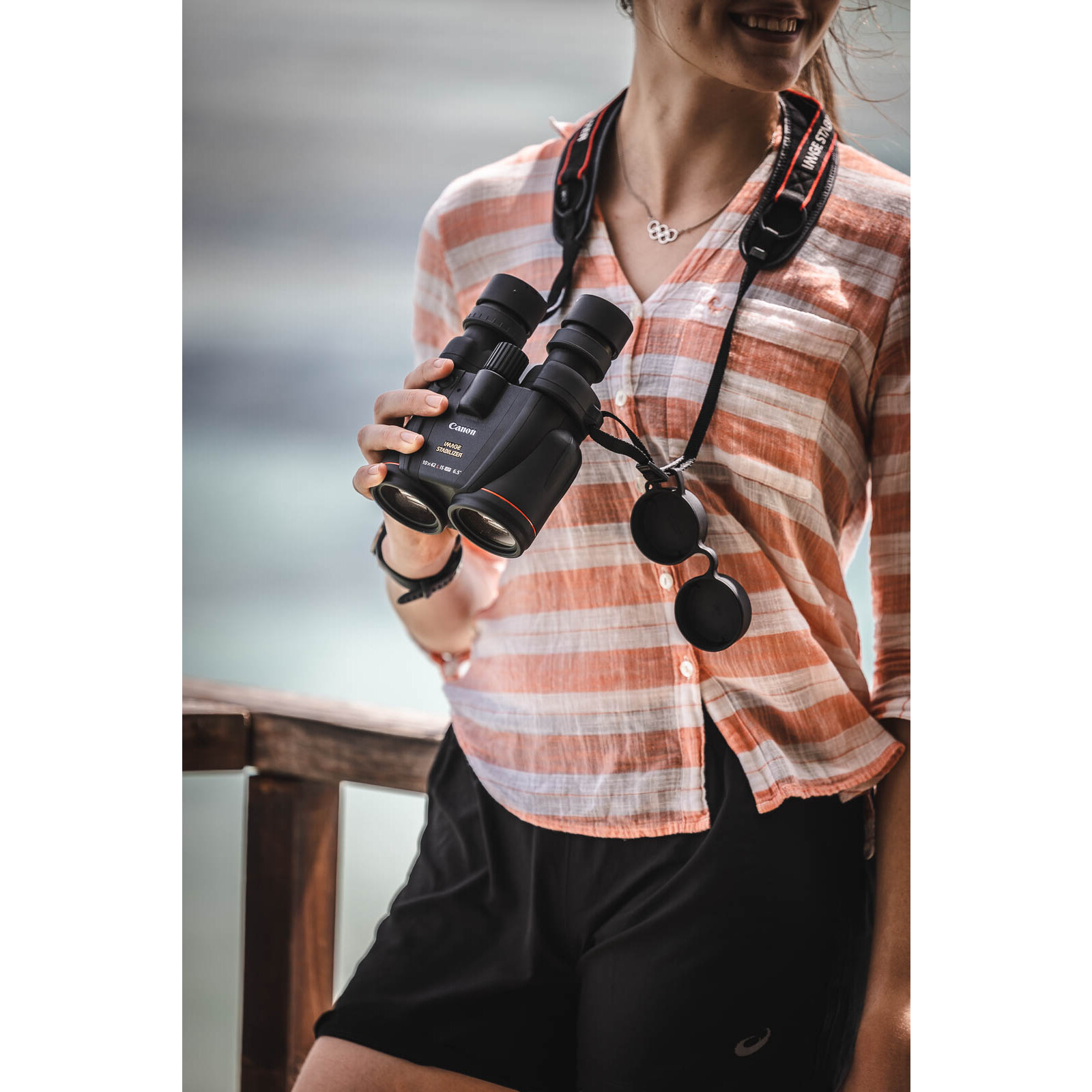 Canon 10X42L IS WP Fernglas