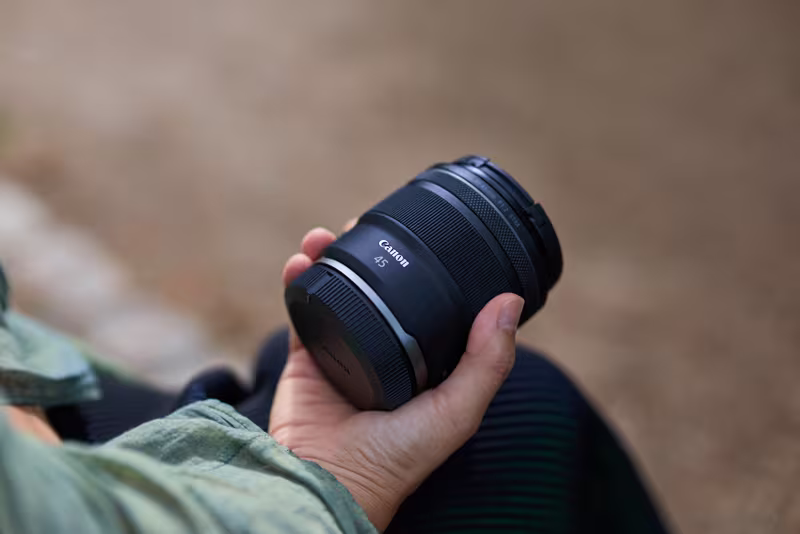 Canon RF 45mm F1.2 STM