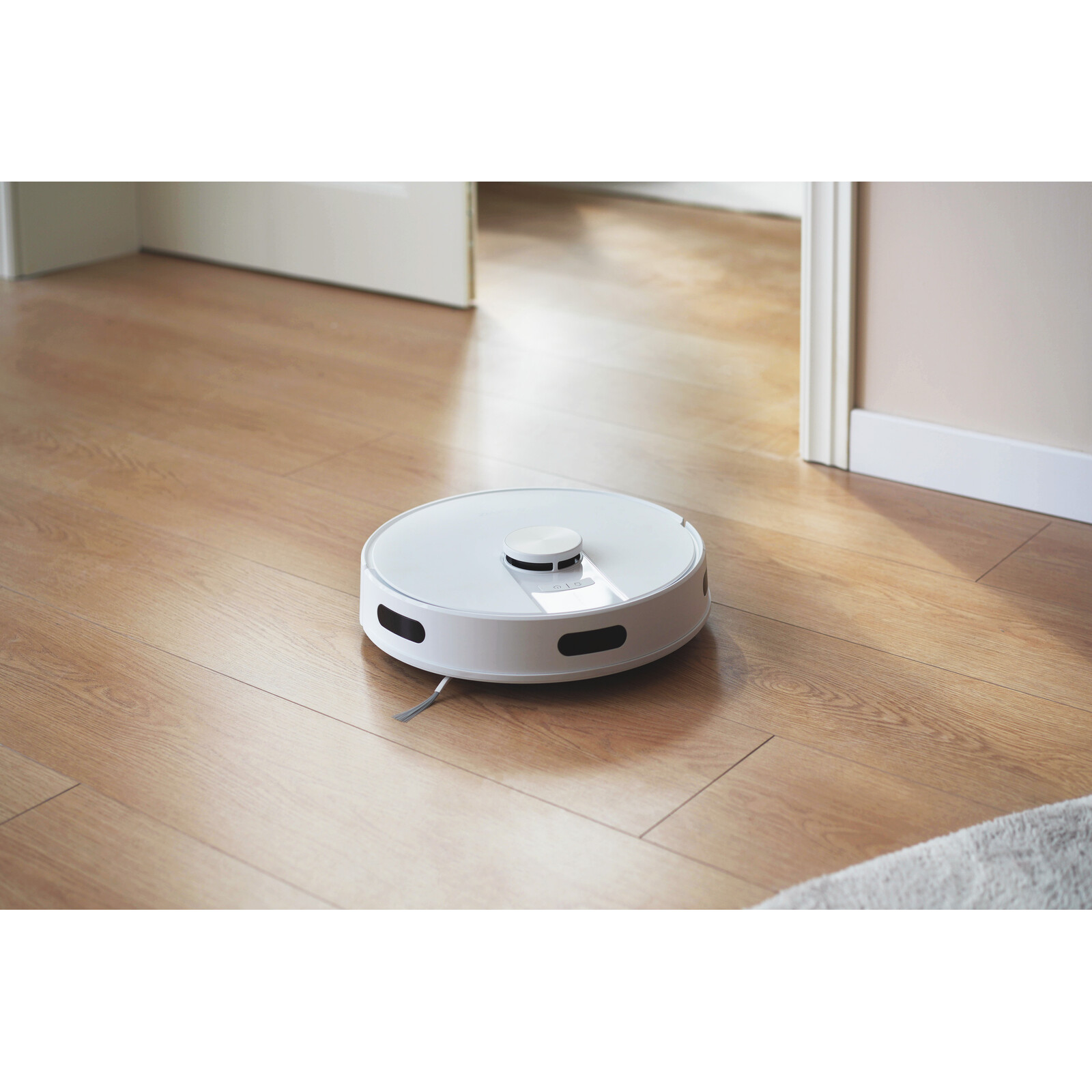 EZVIZ RE4 Plus Saug- und Wischroboter mit Station 
