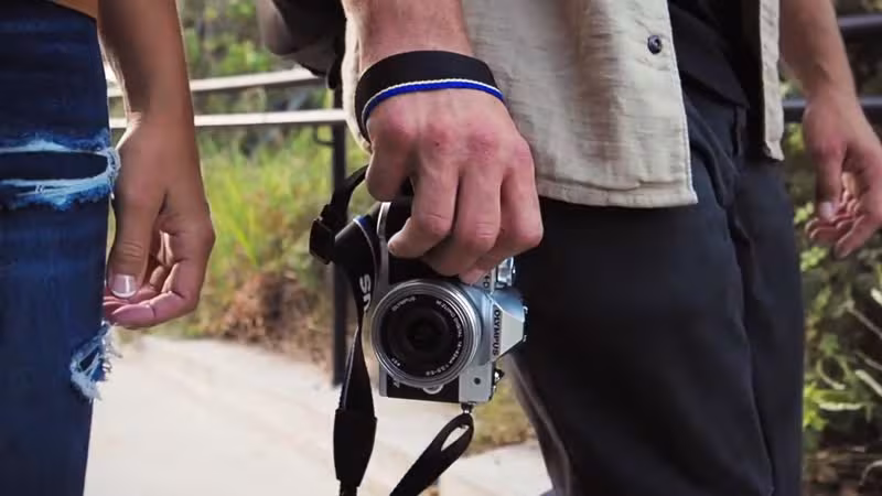 Olympus OM-D E-M 10 MK IV Geh&auml;use silber