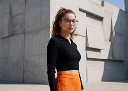 Werbemittel f&uuml;r Marke des Monats April: Nike Eyewear. Sportliche Fassungen f&uuml;r Damen & Herren, jetzt erh&auml;tlich bei Hartlauer