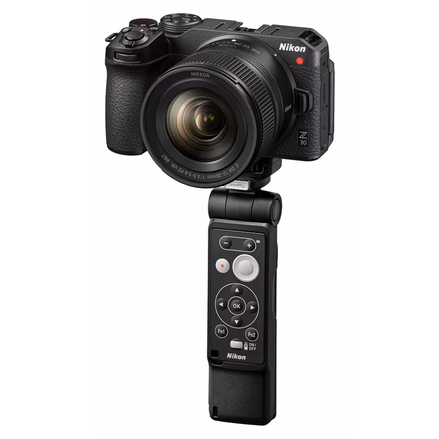 Nikon Z 30 Gehäuse + DX 12-28/3.5-5.6 PZ VR