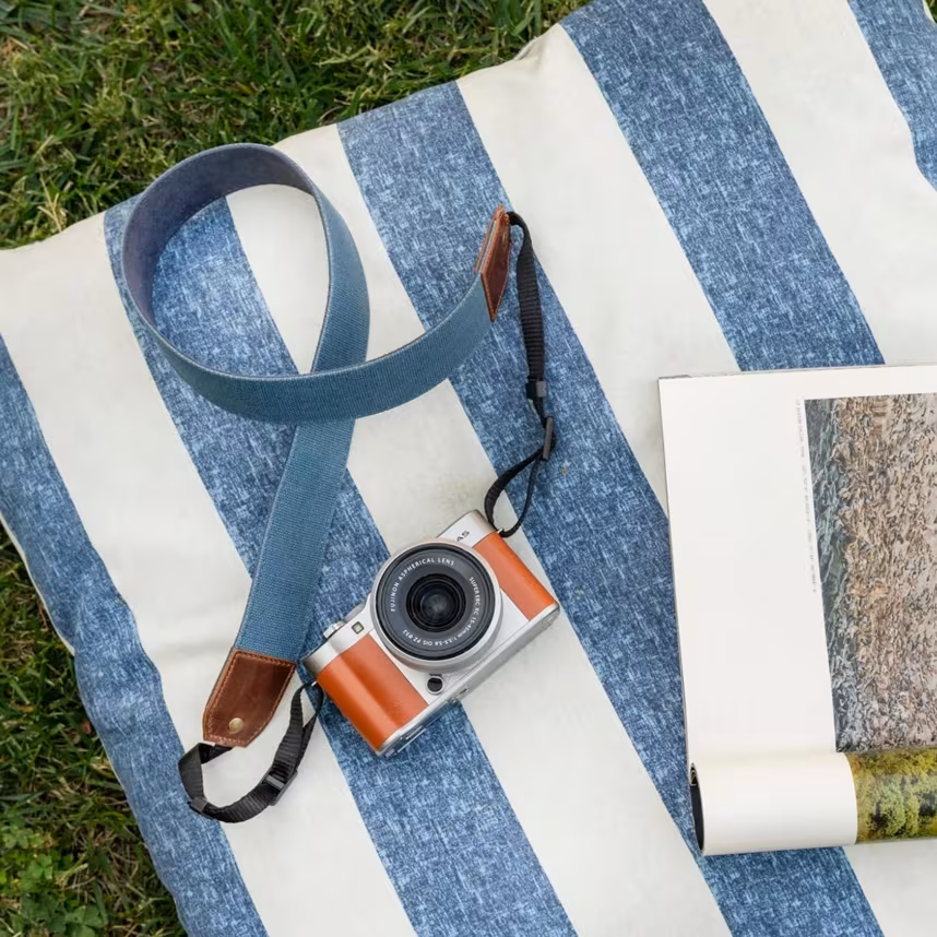 MegaGear Schulterriemen Canvas & Leder khaki