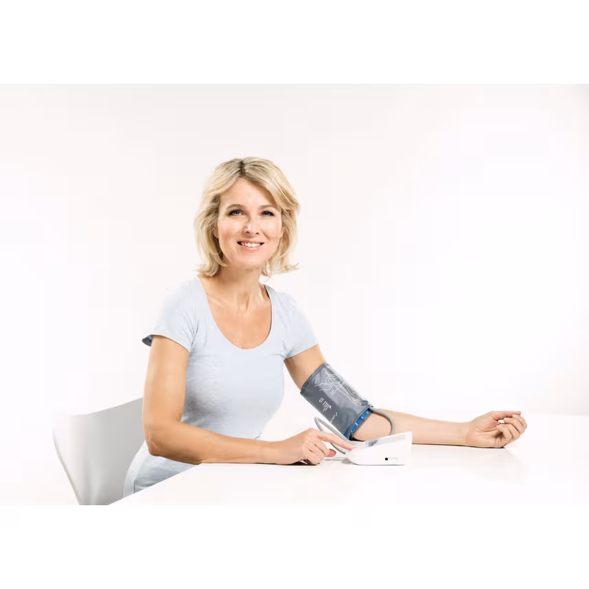 Beurer Oberarm-Blutdruckmessgerät BM 49 Voice