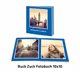 Auf der Grafik sind die Vorderseite sowie das aufgeklappte Ruck Zuck Fotobuch über eine Reise nach London zu sehen.