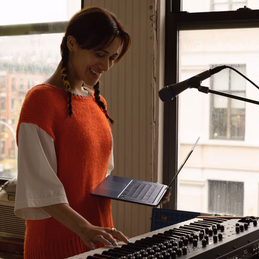 Apple MacBook Air 13"/M2/8CPU/8GPU/16GB/256GB/polarstern