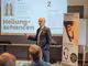 Tinnitus erkl&auml;rt bei der Vortragsreihen zu ForgTin von Pansatori mit Klaus Gr&uuml;bl.