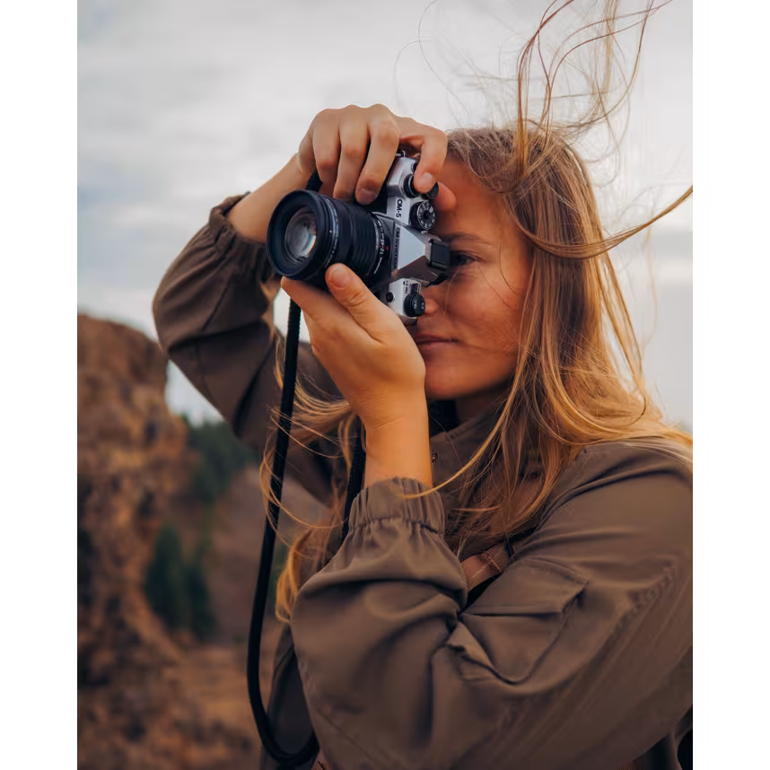 OM System OM-5 II + 12-45mm/4 PRO silver