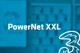 Tarif PowerNet XXL und Drei-Logo vor unscharfem türkisem Hintergrund mit Handyabteilung in Hartlauer Geschäft
