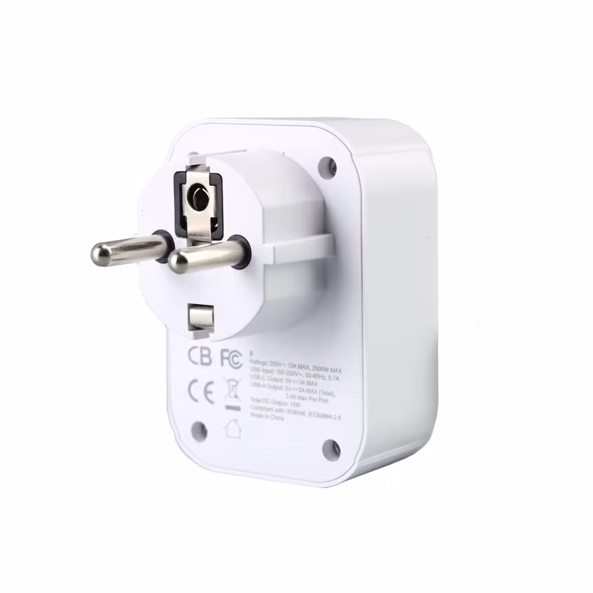 NABO Reiseadapter World To Europe RA200 inkl. USB