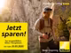 Grafik von Nikon mit folgendem Text: "Jetzt sparen! Bei ausgewählten Nikon-Ferngläsern bis zum 31.03.2025. Keep exploring. Keep inspiring." Im Hintergrund ist ein Mann vor einem Felsen zu sehen, der ein Fernglas in der Hand hält.