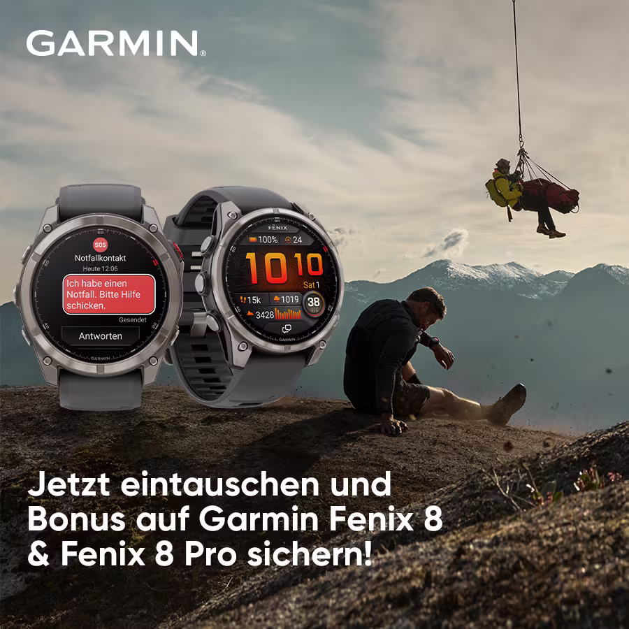 Garmin‑Logo und zwei Garmin Fenix 8‑Uhren links (eine zeigt eine SOS‑Nachricht), rechts ein verletzter Wanderer auf einem Felsen und ein Rettungssanit&auml;ter wird per Seil abgeseilt, Bergkulisse; Werbetext auf Deutsch.