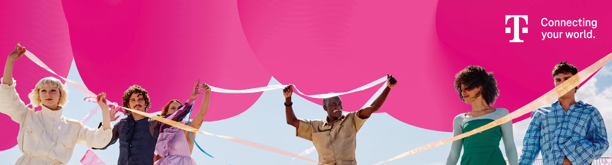Tarifgrafik von Magenta. Mehrere Personen halten Bänder in ihren Händen und sind dadurch teilweise miteinander verbunden. Daneben steht folgender Text: "Connecting your world."