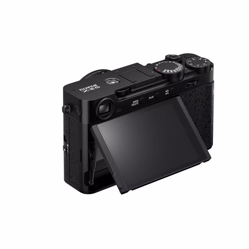 FUJ X-E5 black + XF23mmF2.8 R WR WW1