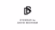 Schwarzes Logo von David Beckham mit der Aufschrift "Eyewear by David Beckham".