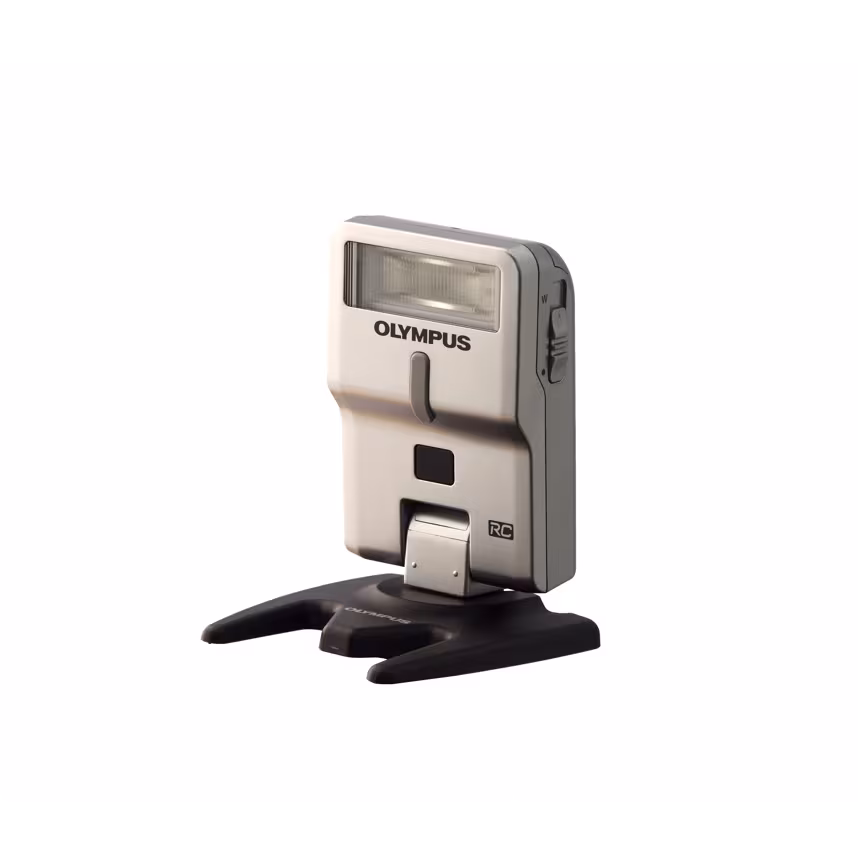 Olympus FL-300R inkl. AAA + Ladegerät