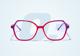 pink-violette Brillenfassung von Hartlauer auf weißem Hintergrund mit Abbildung einer Null
